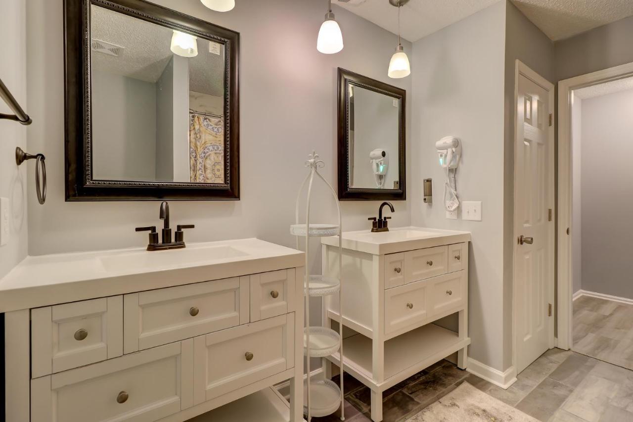 #111 Elaborate Condo Ideal Location 2Brm/2 Parking Hilton Head Island Ngoại thất bức ảnh