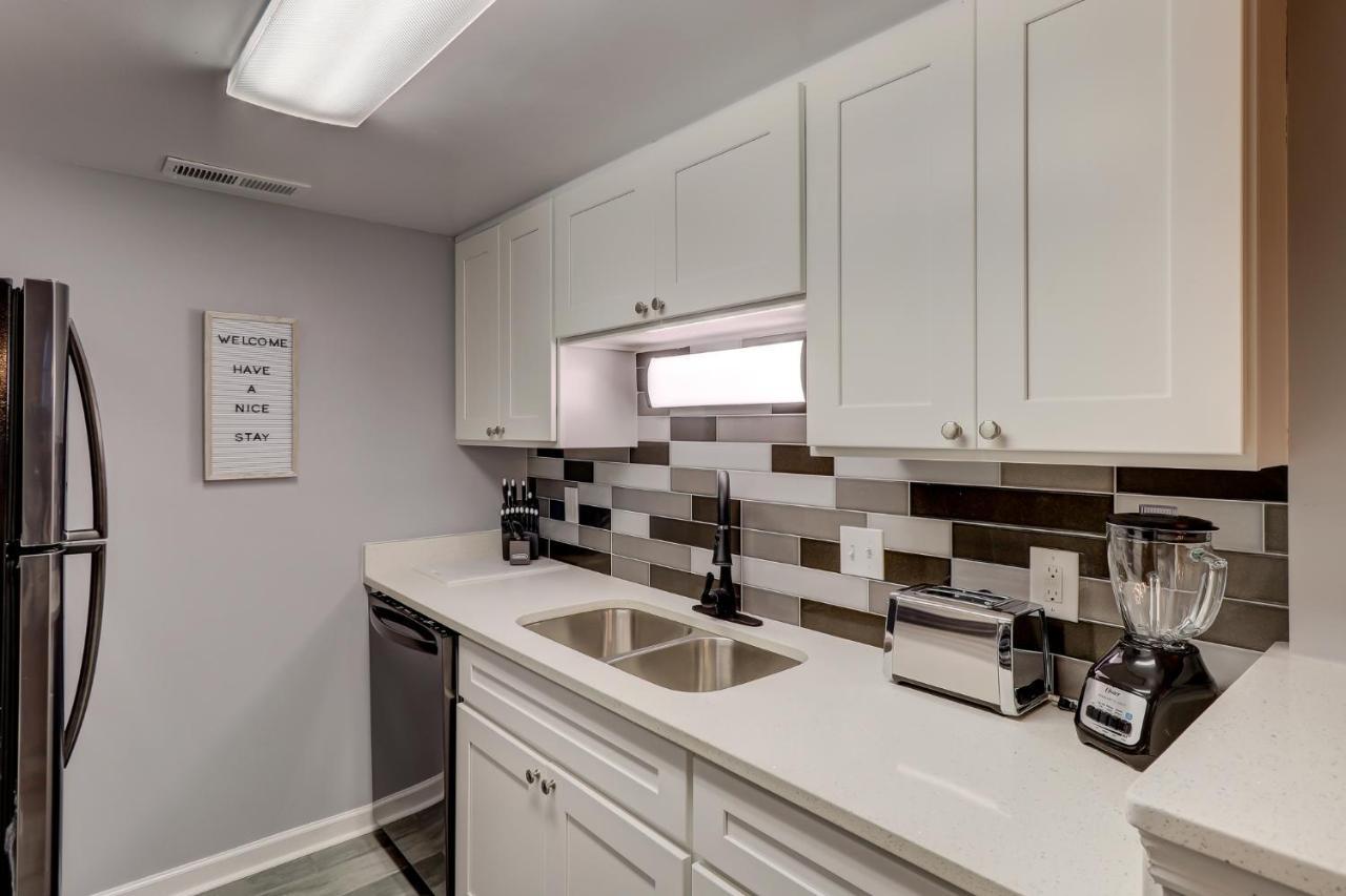 #111 Elaborate Condo Ideal Location 2Brm/2 Parking Hilton Head Island Ngoại thất bức ảnh